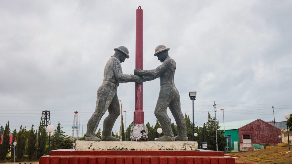 Learning about the history of oil at the National Petroleum Museum in Comodoro Rivadavia 