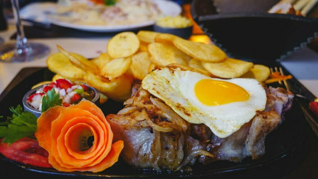 Eating steak a lo pobre in Argentina 