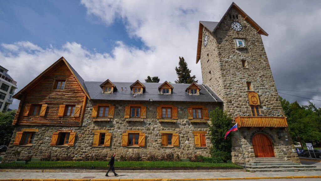 Bariloche's Centro Civico features a lot of alpine-style architecture with wood and stone details.
