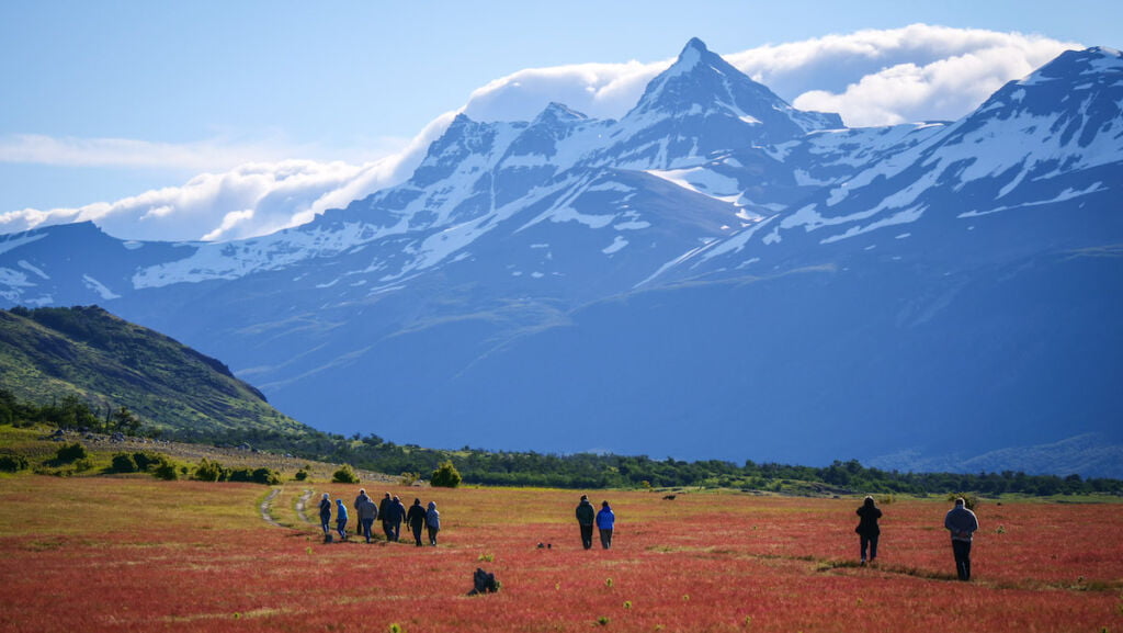 Snowy mountain peaks of Los Glaciares National Park in El Calafate, Patagonia 