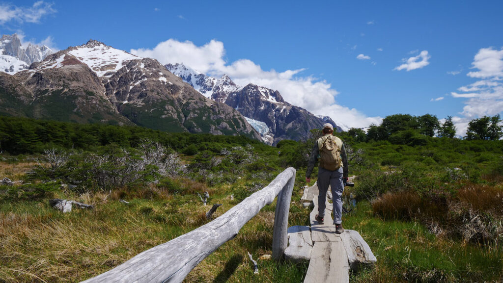 The hiking trail to Laguna de Los Tres has sections of baordwalk for a river crossing and swampy sections.