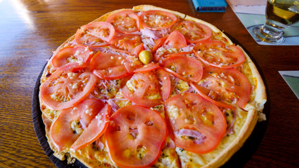 Pizza napolitana at Patagonicus Restaurant in El Chalten.