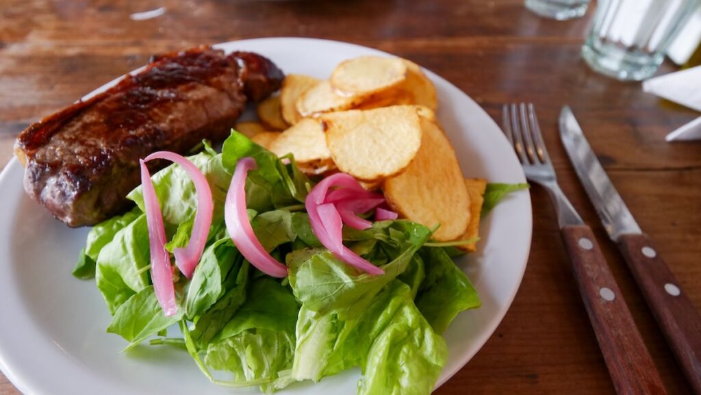 Steak and salad at El Mitre in San Antonio de Areco