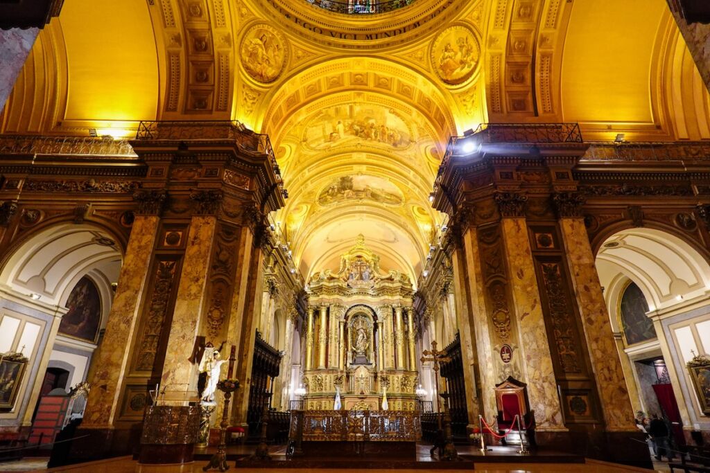 Inside Buenos Aires Metropolitan Cathedral 